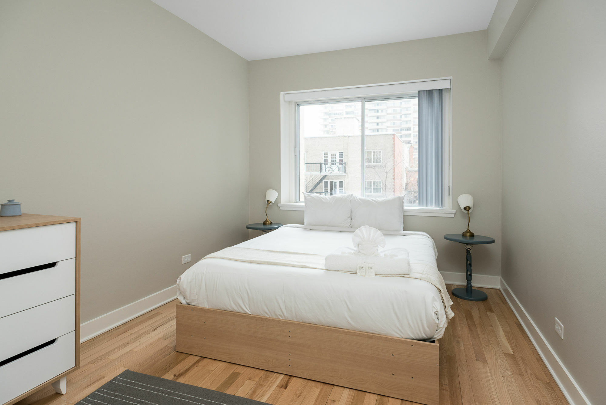 Vibrant 2br In Downtown Mtl By Sonder