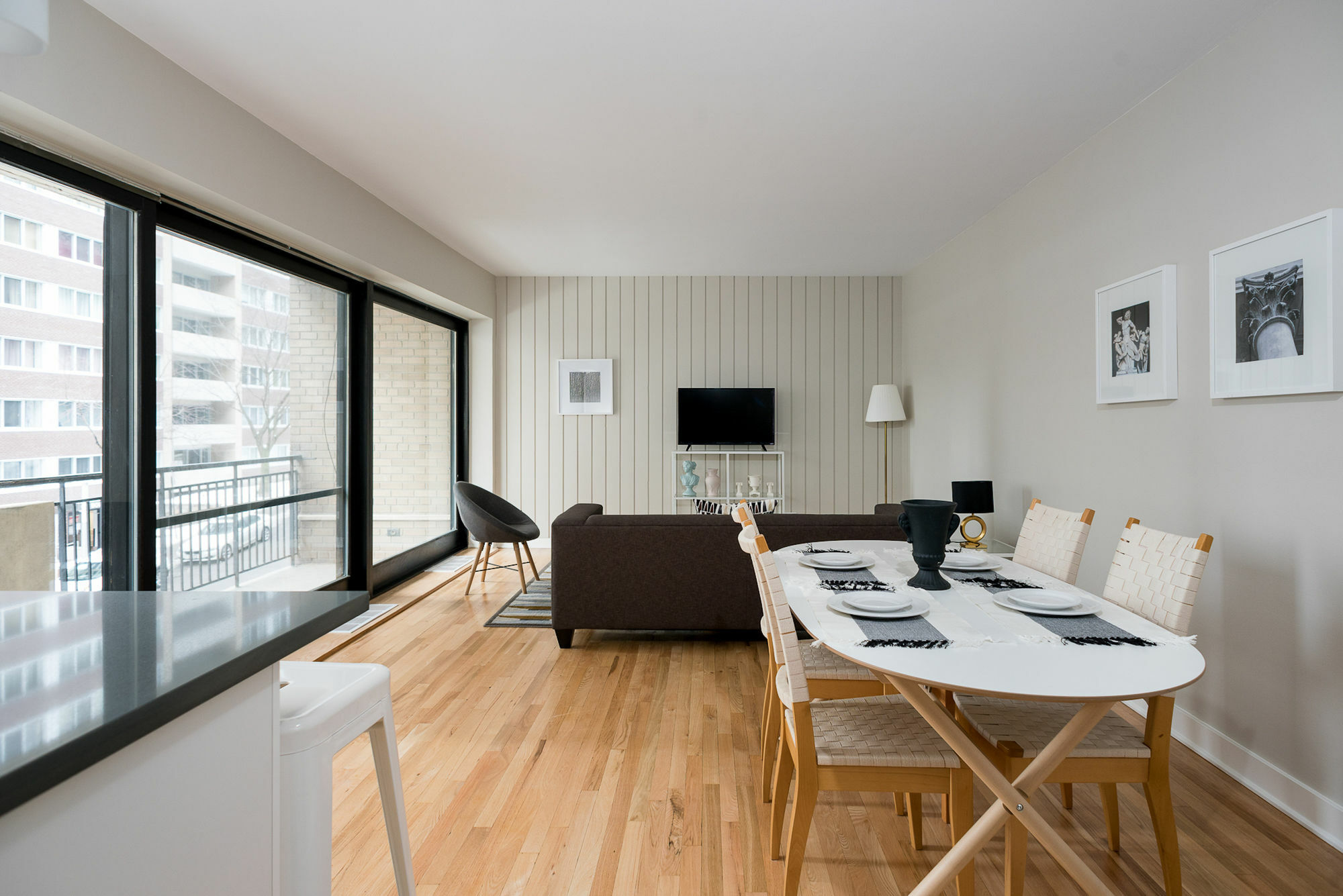 Vibrant 2br In Downtown Mtl By Sonder *